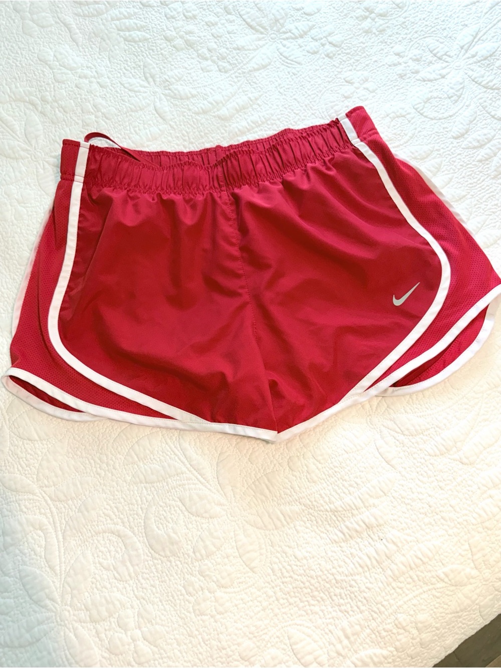 Nike running shorts women’s size medium liner Red athletic